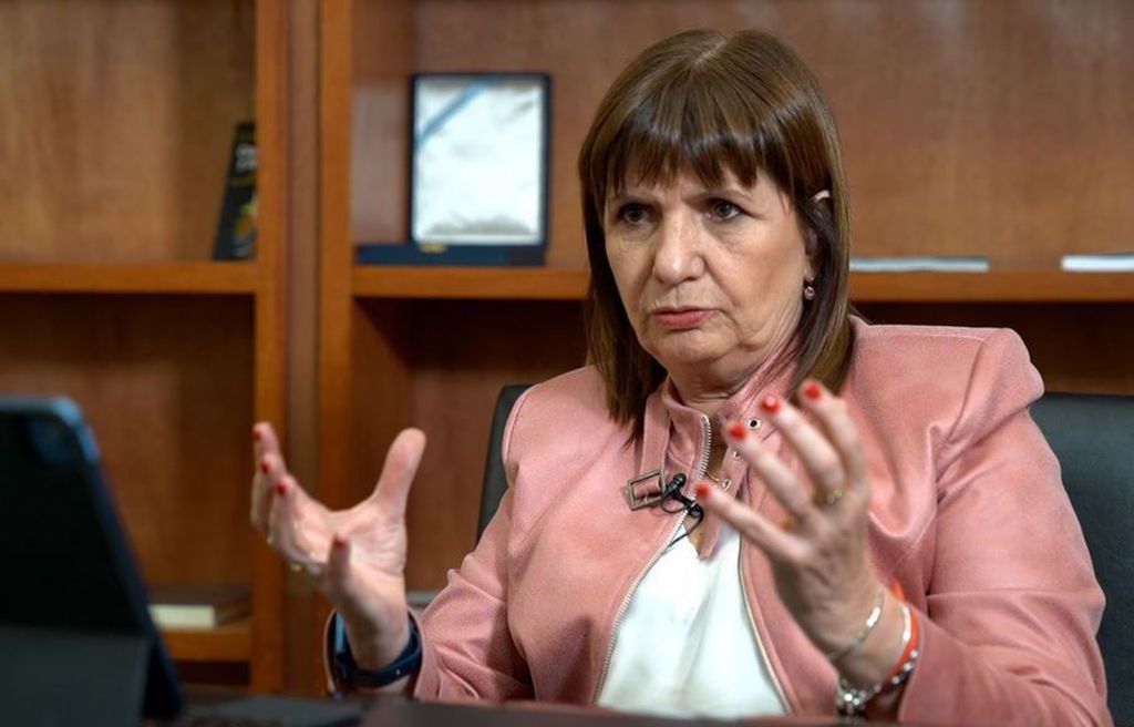 Bullrich presentó en Diputados un proyecto de ley Antibarras que define el delito como asociación ilícita&nbsp;especial