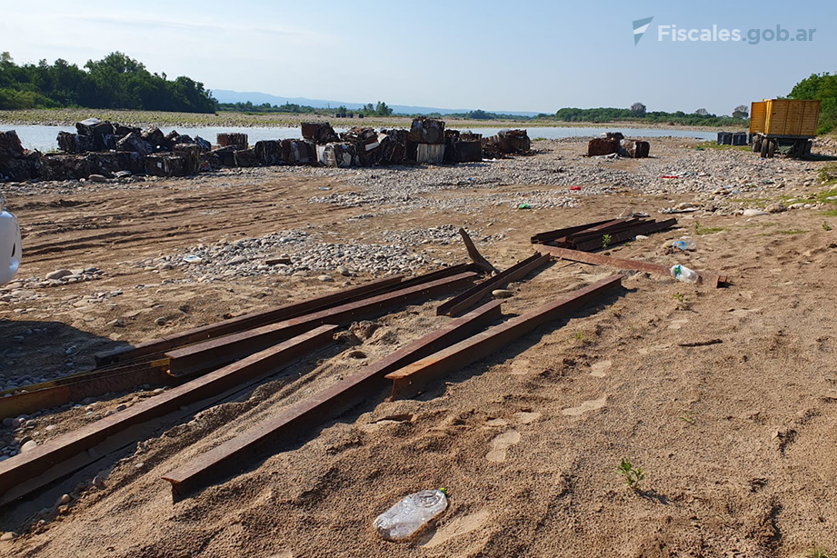Refuerzan la imputación contra un ex intendente por el saqueo de rieles en un tramo del Ferrocarril Belgrano&nbsp;Cargas