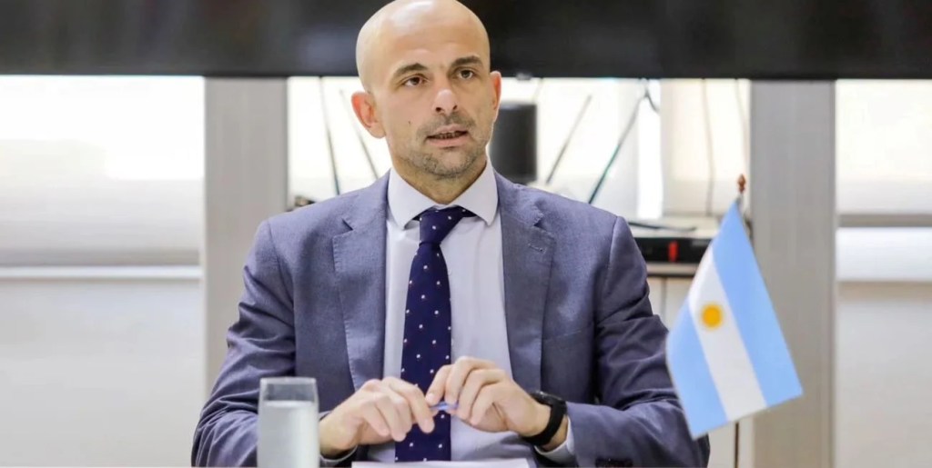 Milei desplaza a Franco Mogetta de la Secretaría de Transporte y nombra a empresario cercano a&nbsp;Caputo