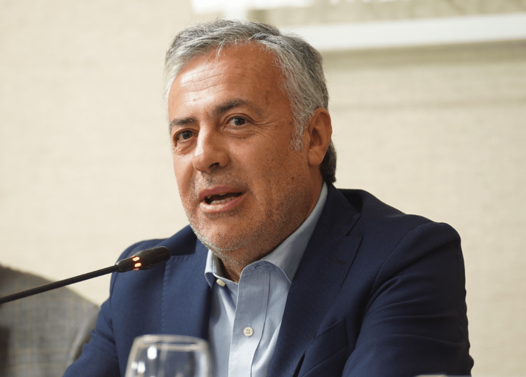 En plena crisis de seguridad, Alfredo Cornejo solicita un crédito por U$S160 millones para tramites&nbsp;digitales