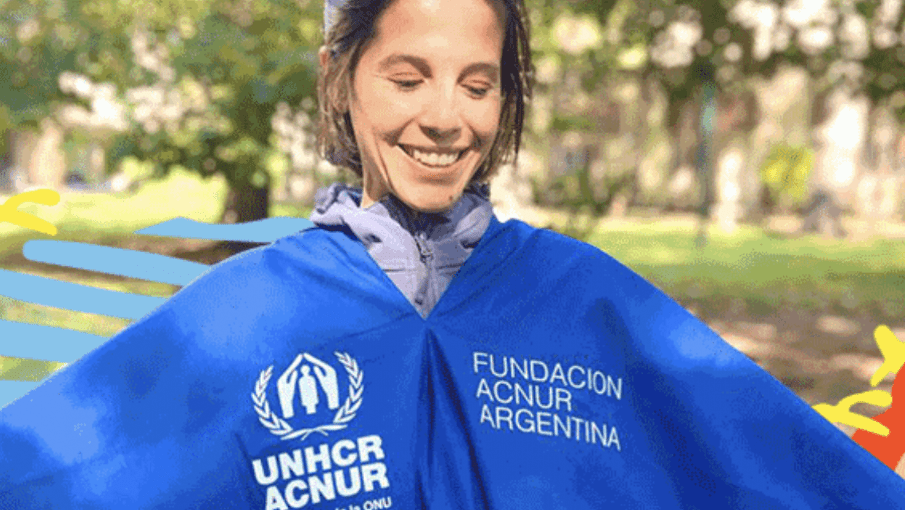 Argentina celebra el Día de los Ponchos Azules, el movimiento solidario más grande del mundo en apoyo a&nbsp;refugiados