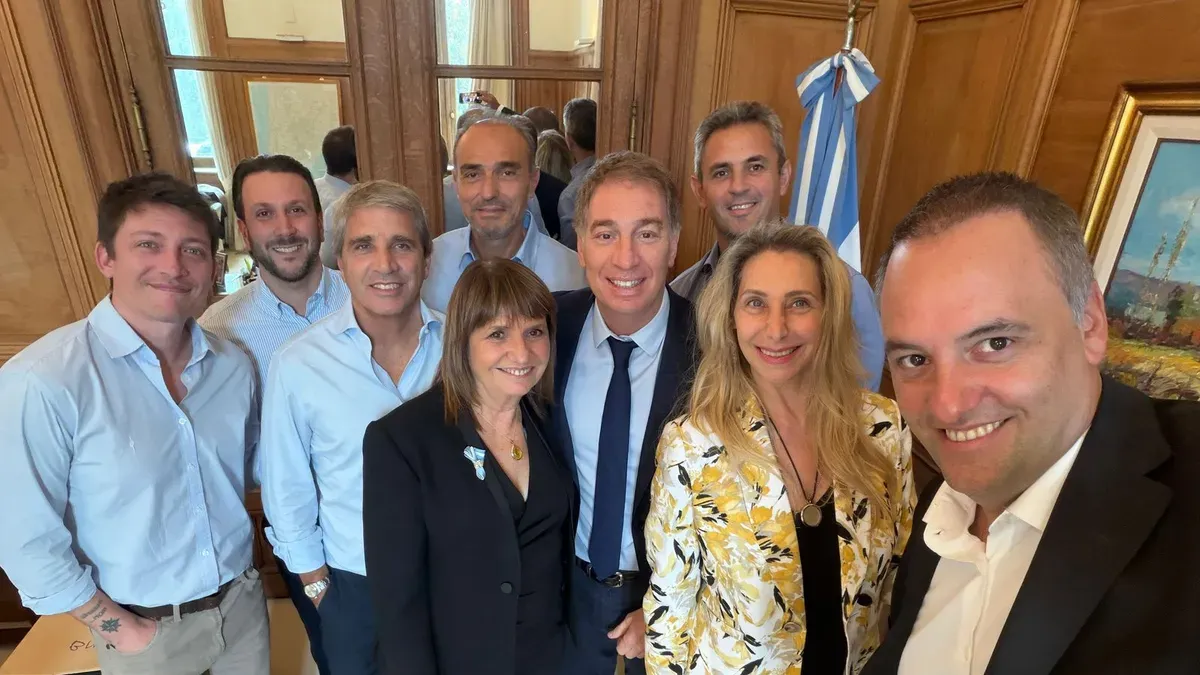 El gabinete afina la estrategia legislativa antes de la Asamblea