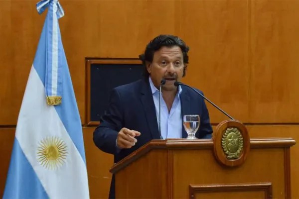 Sáenz acusó al kirchnerismo de presionar a senadores por la reforma&nbsp;laboral