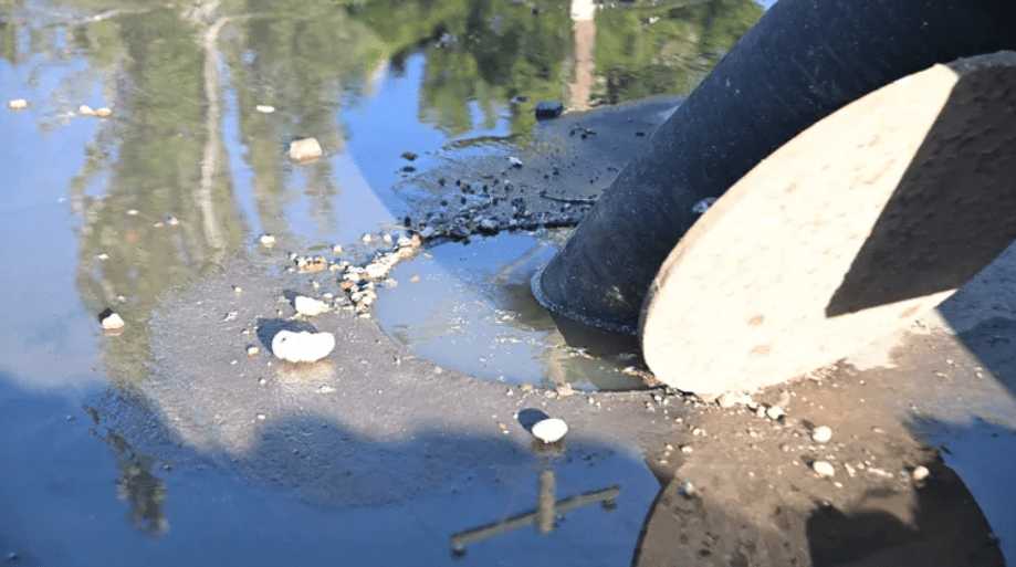 La crisis cloacal salpica a Cornejo: resurgen reclamos y demoras en Los&nbsp;Corralitos