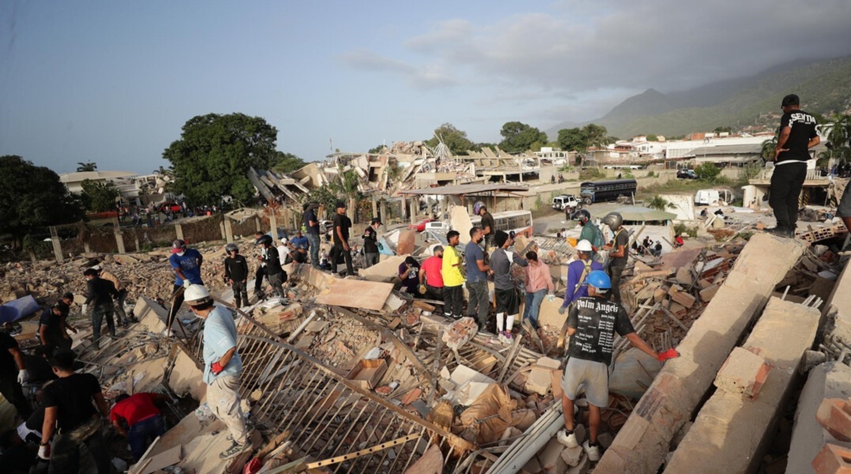 La ONU enviará 10.000 bolsas mortuorias a Venezuela y amplía el operativo de rescate