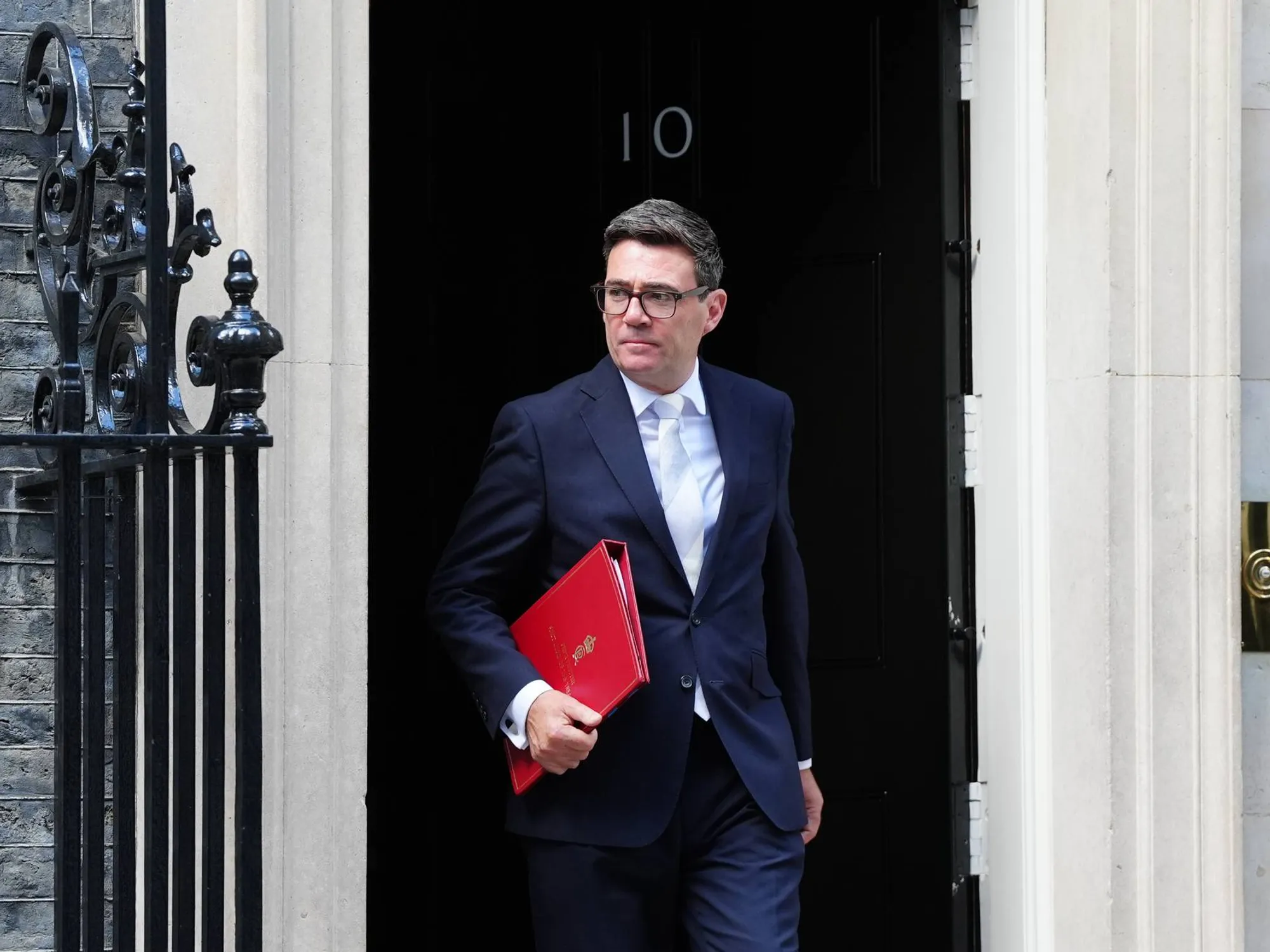 Periodista británico cuestionó a Burnham por el apoyo del Reino Unido a Ucrania